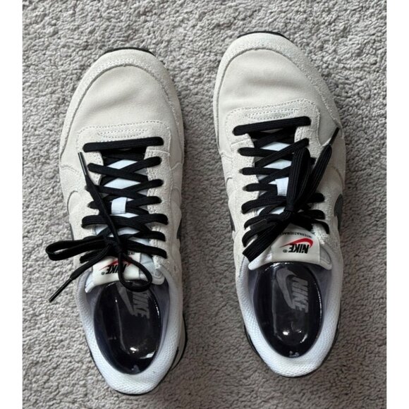 Nike Sneakers Womens Size 7.5 Internationalist Ivory / Beige Style CW7637-991 - Picture 4 of 14